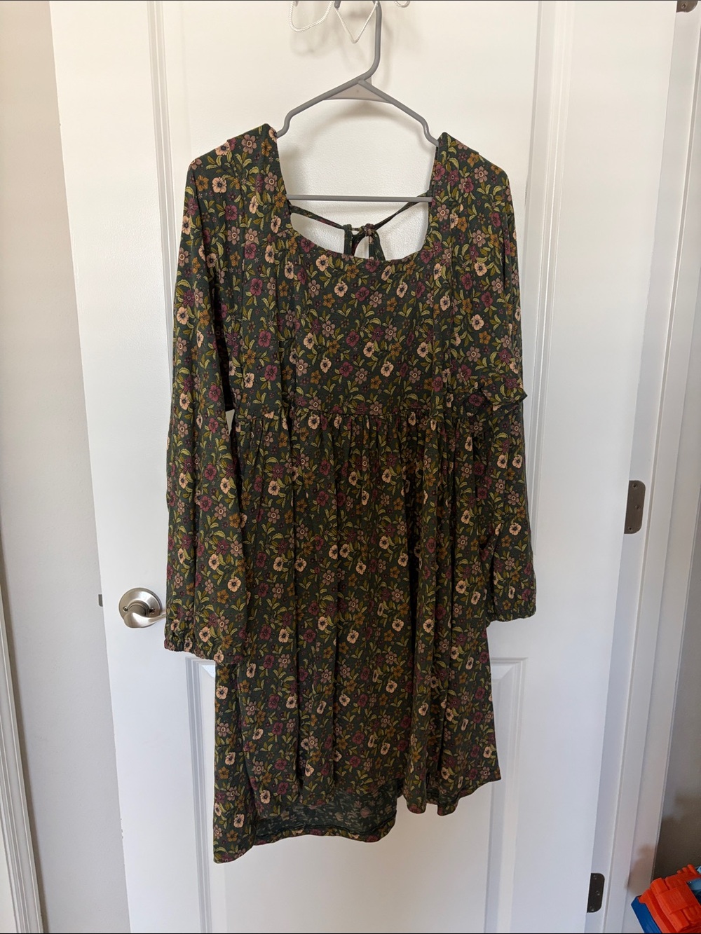 Olive Floral Long-Sleeve Tie-Back Dress